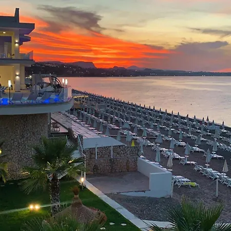Marina Altavilla Milicia